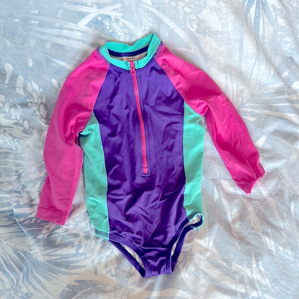 Hanna Andersson one piece color block rash guard swimsuit 2T.